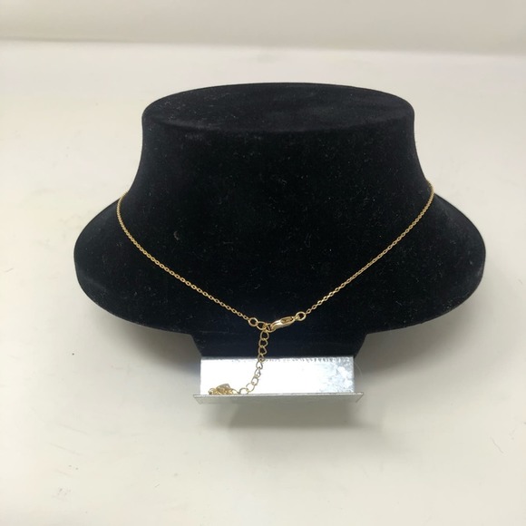 NWOT Initial Floating A Necklace - Picture 3 of 6